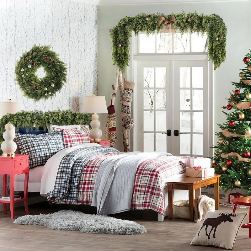 ๐6 FT Artificial Cedar Garland