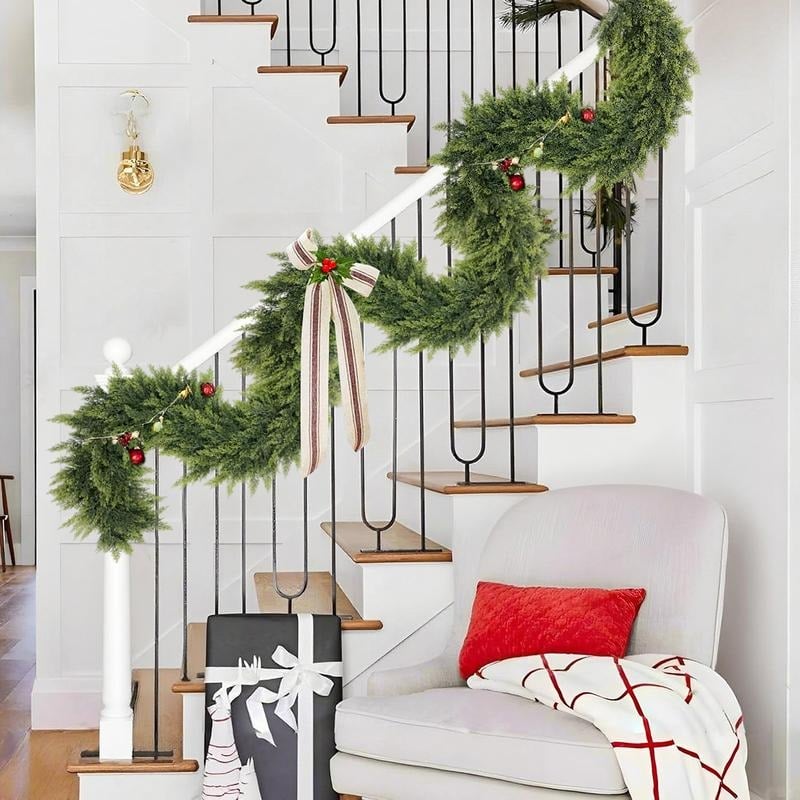 ๐6 FT Artificial Cedar Garland